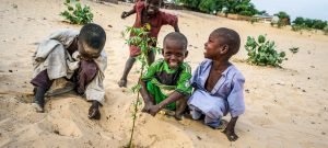 Día Universal del Niño dedicado a recaudar fondos para que menores puedan asistir a la escuela