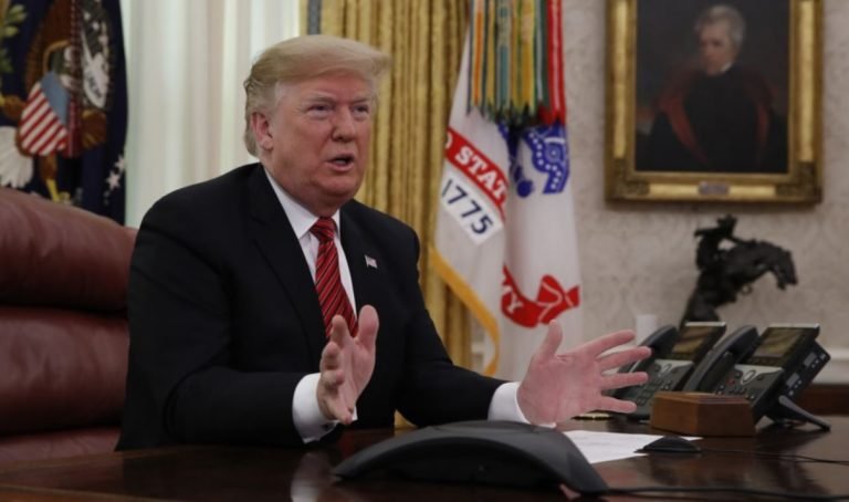 Trump reitera que cerrará frontera de México si demócratas no dan dinero para el muro