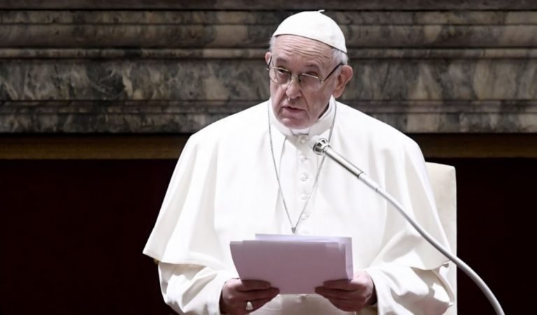 Papa a sacerdotes abusadores sexuales: “Entréguense a la justicia humana”