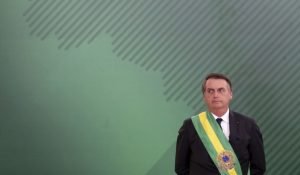 Bolsonaro dispuesto a recibir base militar de EE.UU. en Brasil