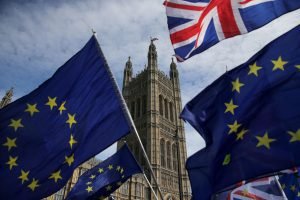 Residentes británicos muestran preocupación al acercarse fecha pactada de separación de EU