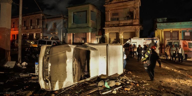 Tornado deja al menos 3 muertos y 172 heridos en La Habana