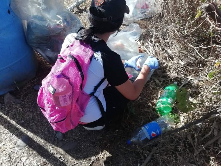 Vecinos se organizan para limpiar ríos en Esparza