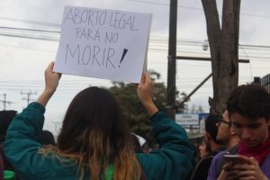 PT llama a tomar las calles para exigirle a Carlos Alvarado que firme norma técnica del aborto terapéutico
