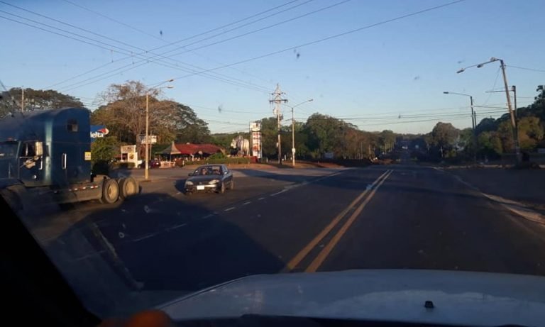 ¿Y la carretera para cuándo?