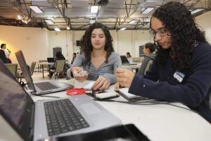 Brecha de acceso a carreras STEM sigue siendo alta en Costa Rica