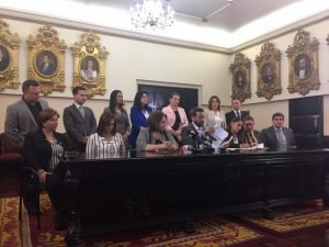 Impulsarán reforma para que en la Constitución diga que matrimonio es entre hombre y mujer