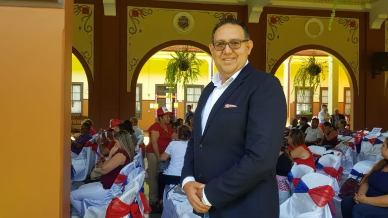 PUSC se adelanta y comienza a elegir a sus candidatos a alcalde