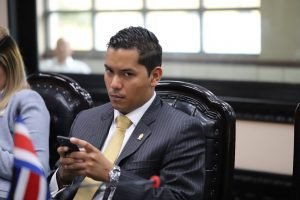 Crean Comisión Especial para investigar denuncias de posible penetración del narcotráfico en municipalidades de zona sur