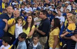 Restauración acusa a Fabricio Alvarado de ser el líder de una estructura criminal