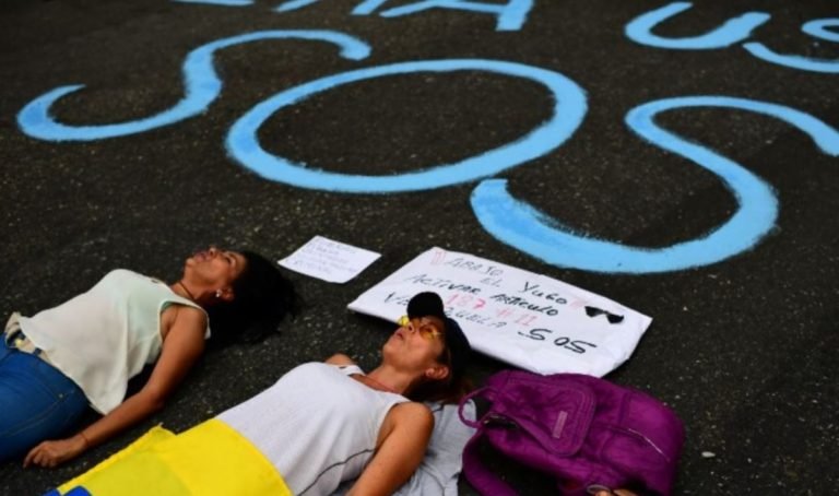 Nueva jornada de marchas chavistas y opositoras en Venezuela