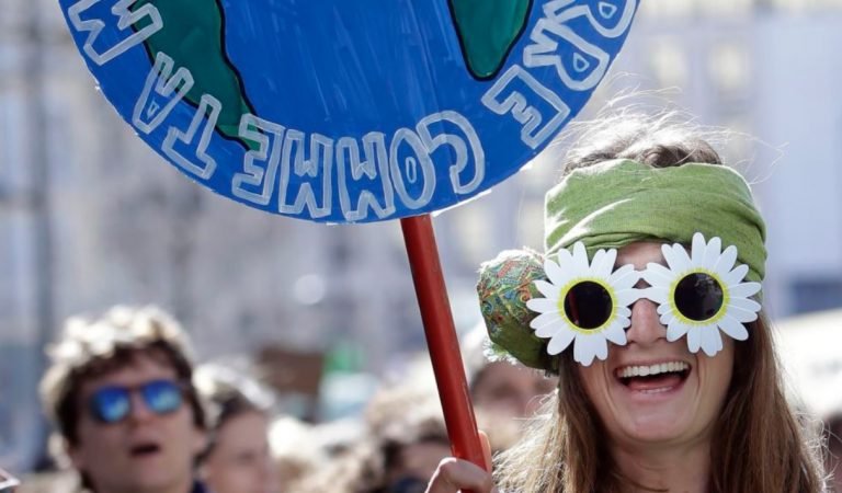 Activistas prometen hacer del cambio climático un tema principal en elecciones