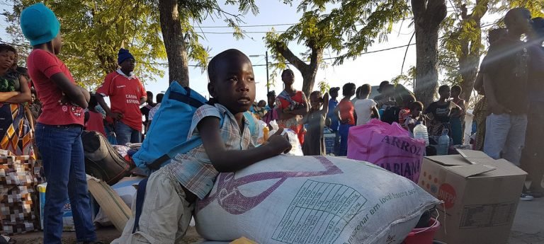 Mozambique se prepara para el impacto del ciclón Kenneth