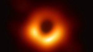 Agujero negro captado por el Event Horizon Telescope es 3 millones de veces más grande que la Tierra