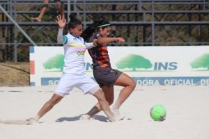 Sámara ADG y Dimas Escazú lideran campeonato femenino de fútbol playa