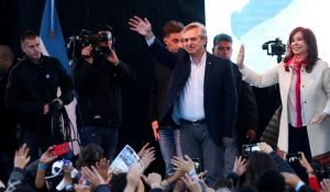 Binomio presidencial de Cristina Fernández podría ganar en primera ronda en Argentina