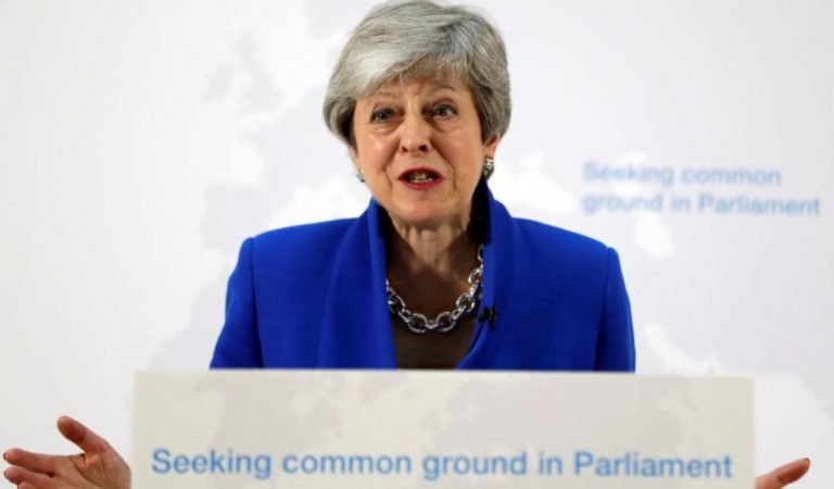 May ofrece nuevo referendo sobre el Brexit para romper estancamiento