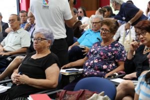 Municipalidades buscan soluciones a las necesidades de la población adulta mayor