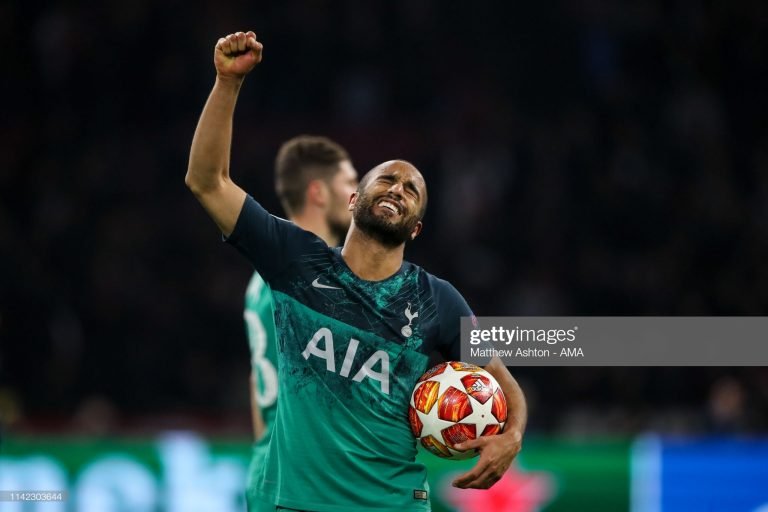 ¡Moura dejó por fuera al Ajax y puso al Tottenham en Madrid!