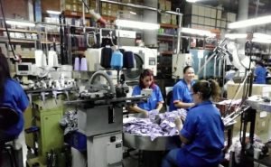 Empresa textilera cierra sus operaciones dejando sin empleo a unas 300 personas