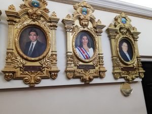 Retrato de Luis Guillermo Solís ya se encuentra en el Salón de Expresidentes del Congreso