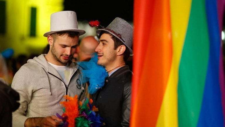 Tribunal Supremo de Brasil tipifica la homofobia como delito