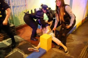 Enfrentamiento entre estudiantes de UCR y Fuerza Pública inició con agresión de policías, concluye informe