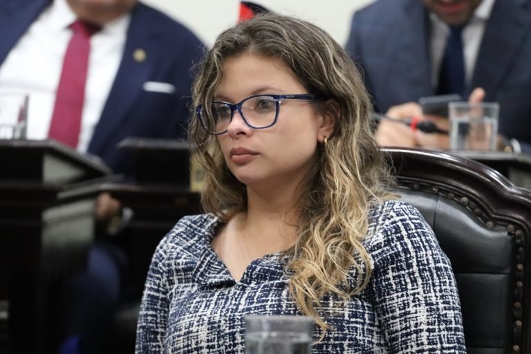 Restauración Nacional acudirá a la Sala Constitucional contra norma técnica