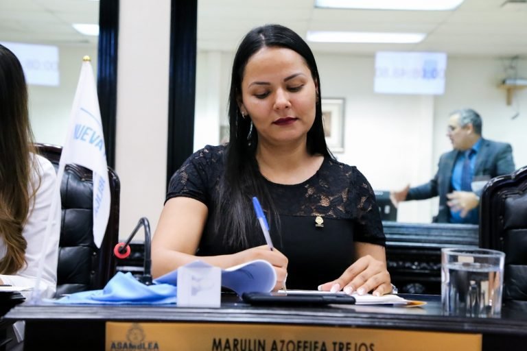 Declaran con lugar recurso de amparo contra Asamblea Legislativa por falta de accesibilidad en edificio Sión