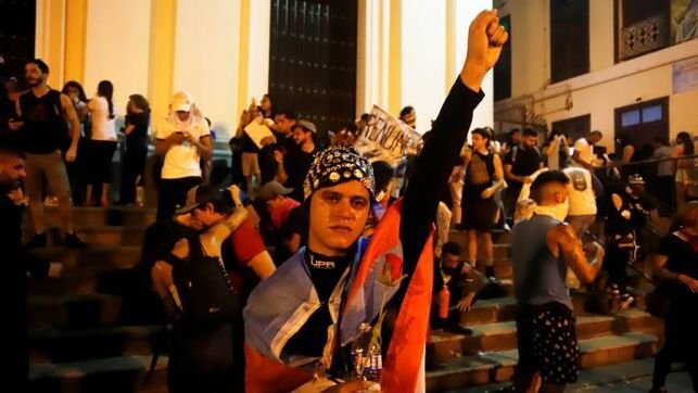 Cientos de personas piden en la calle la dimisión del gobernador de Puerto Rico