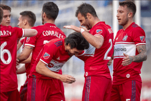 Francisco Calvo volvió a la acción en la MLS con anotación