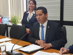 Viales: La recuperación de recursos públicos debería ser la preocupación del TSE