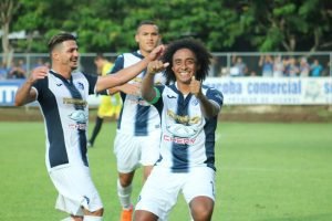Jameson Scott salvó de la derrota al Cartaginés