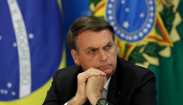 Brasil: Jair Bolsonaro toma ventaja con 16% de votos escrutados