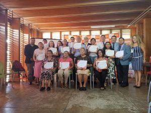 Emprendedores de La Carpio se gradúan del programa “Una ruta para el crecimiento”