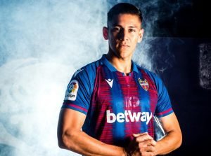 Levante anunció a Óscar Duarte como su nuevo jugador