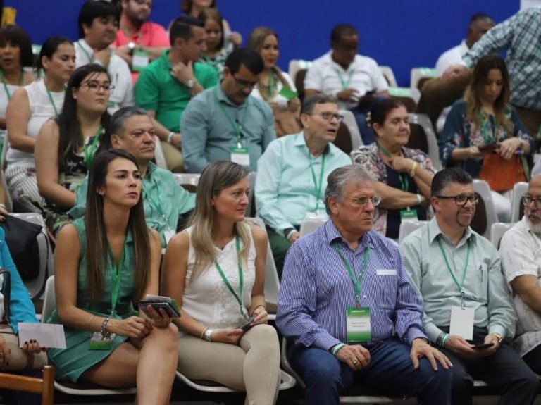 Rolando Araya: Este regreso a casa me ha producido mucha satisfacción