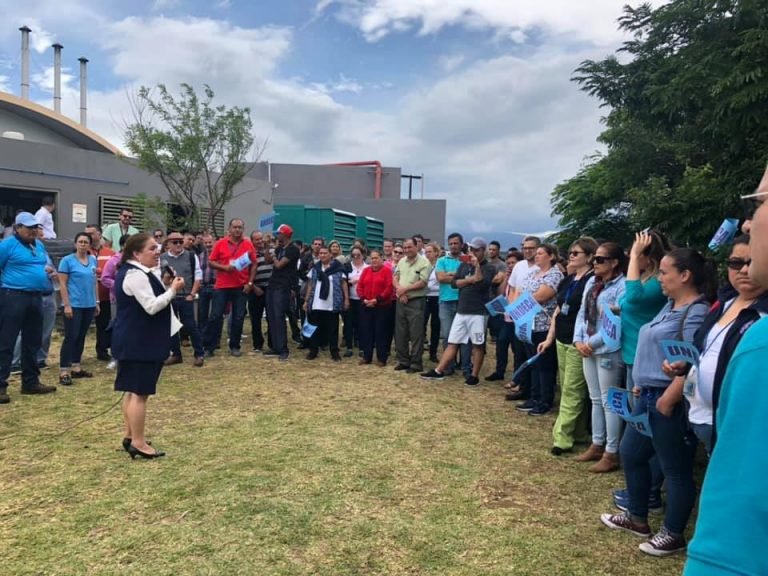 Trabajadores de salud corean: ¡Macaya que se vaya!