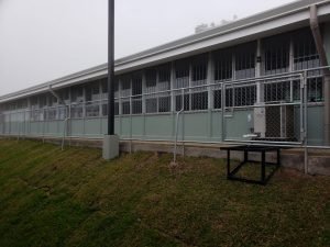 Estudiantes de Las Nubes ya tienen nueva escuela, tras orden de desalojo en la anterior