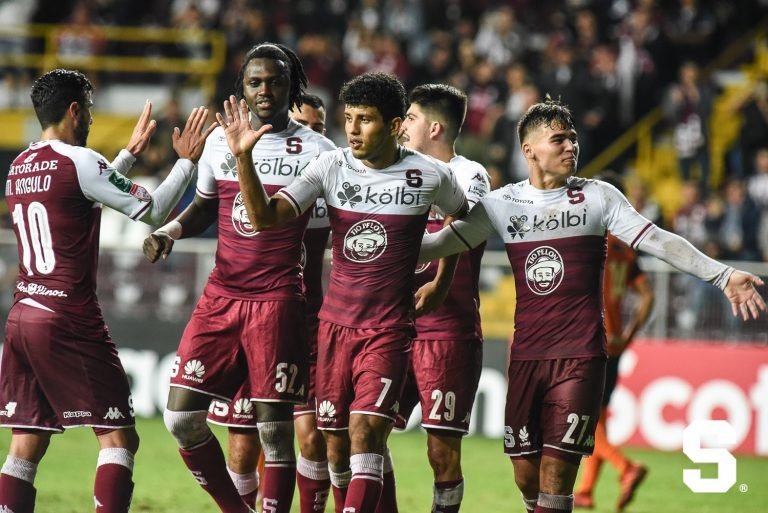 Saprissa vuelve al campeonato con goleada
