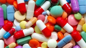 ¿Por qué las mujeres son más propensas a utilizar de forma indebida los fármacos recetados?