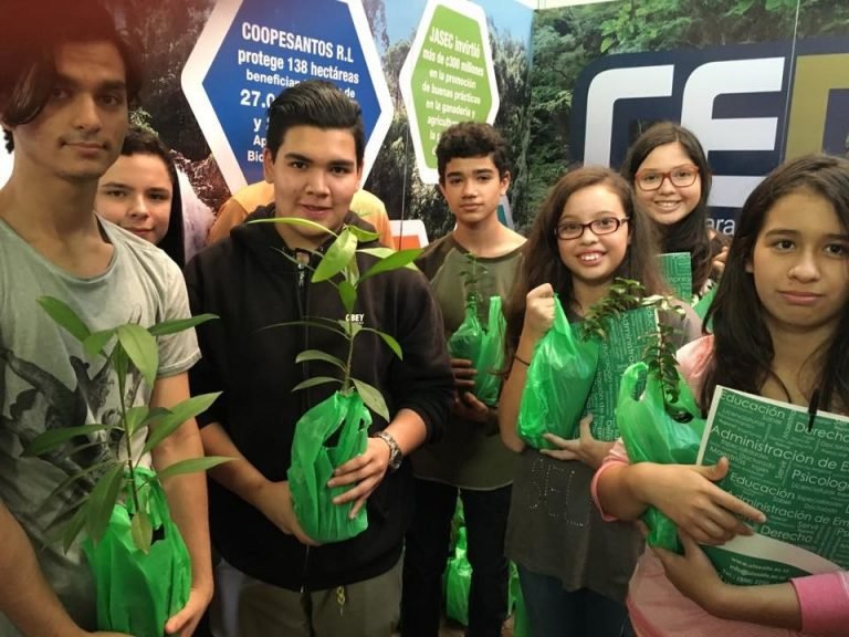 Conelectricas R.L. donará 5.000 árboles a escuelas, asociaciones de desarrollo y empresas
