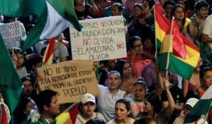 Bolivia: Dan plazo hasta este lunes para que Morales renuncie, Mesa pide nuevas elecciones