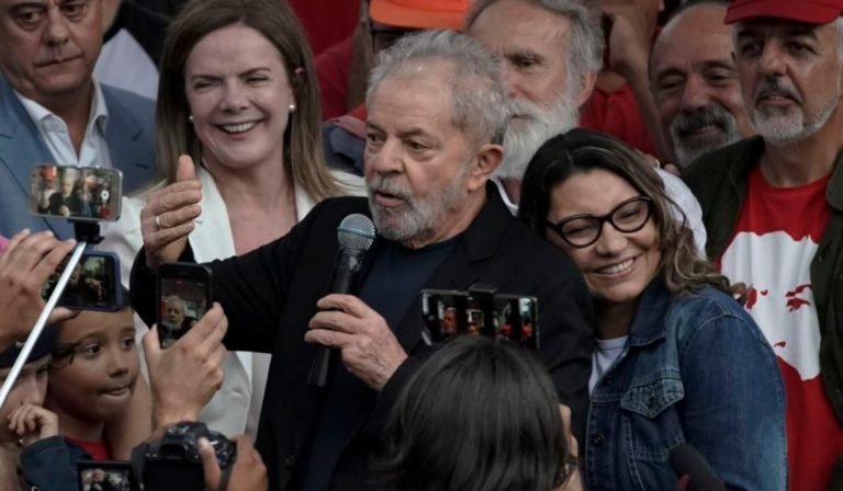 Brasil: Expresidente Lula sale de prisión