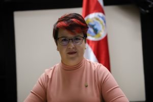 Oposición asignó recursos del MEP para pagos de derechos laborales a otros rubros, asegura Laura Guido