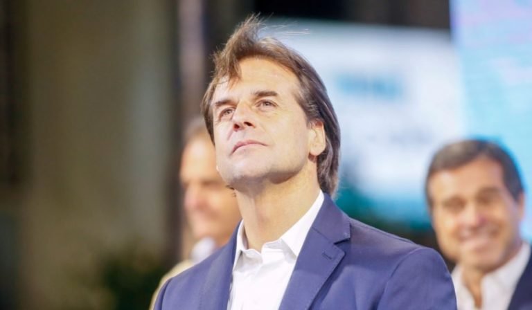 Candidato opositor Lacalle Pou gana elecciones presidenciales de Uruguay