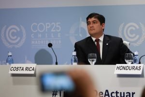 El Presidente que Camina Solo: Un Vistazo al 2019