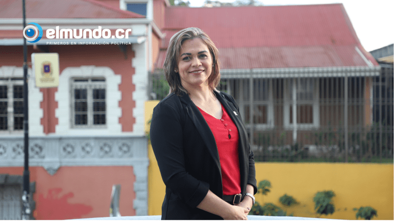 Patricia Villegas presentó proyecto para garantizar derechos de menores al sistema educativo