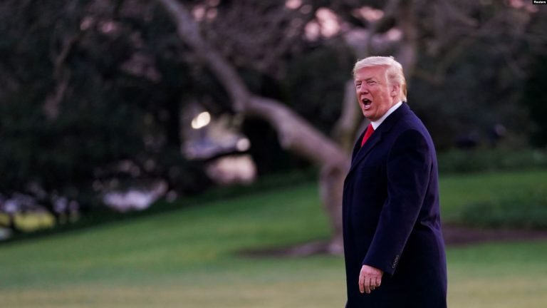 Cámara de Representantes aprueba llevar a Trump a juicio político