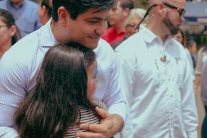 Carlos Alvarado: Tenemos que seguir luchando para avanzar hacia la equidad entre hombres y mujeres
